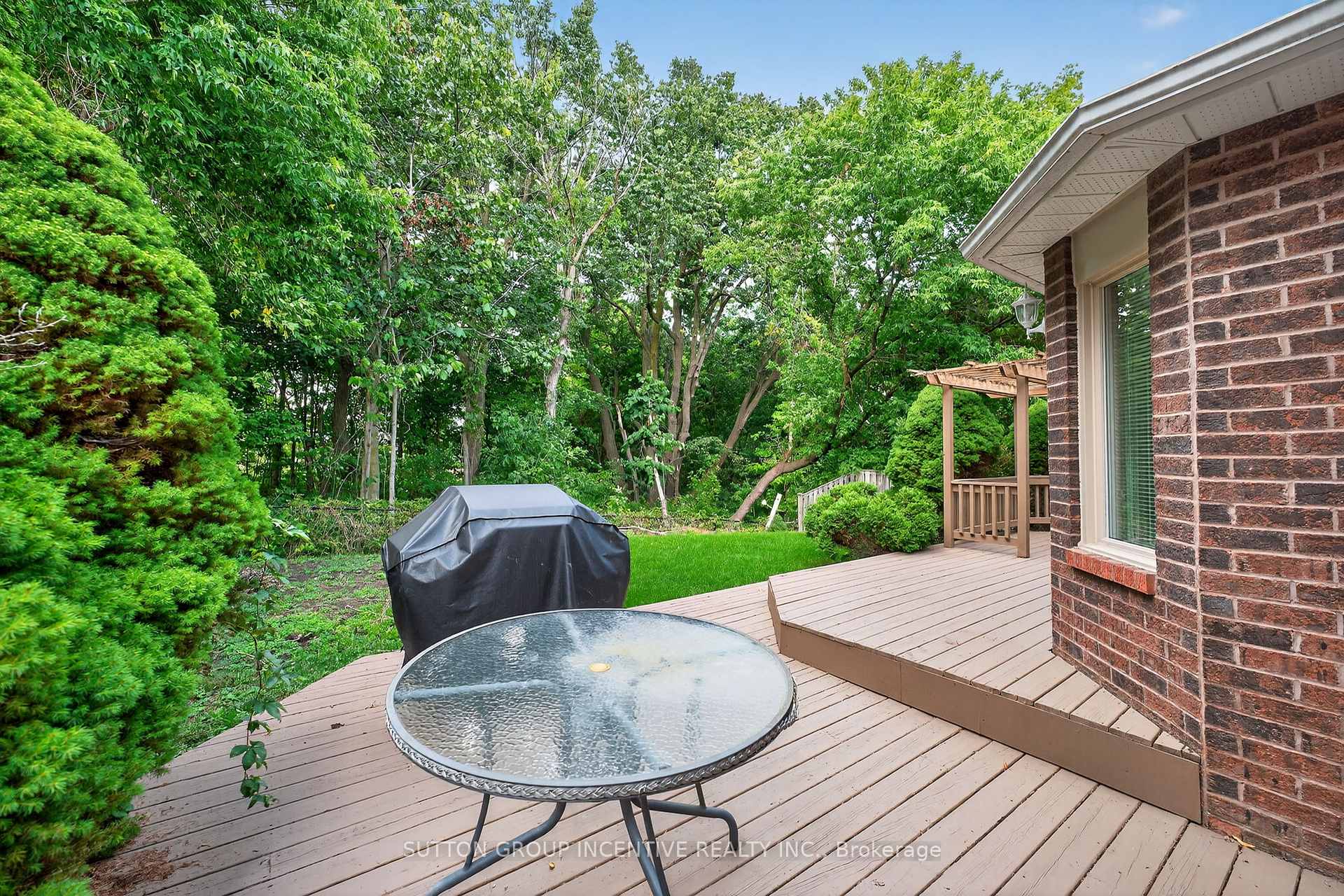 Photo 37 of 26 Peck Street, Barrie, Painswick North — HOMEH