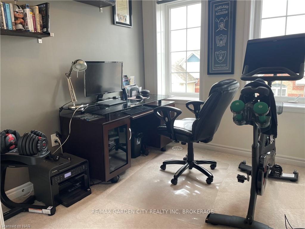 Photo 11 of Unit 61, 22 Spring Creek Drive, Hamilton, Waterdown — HOMEH