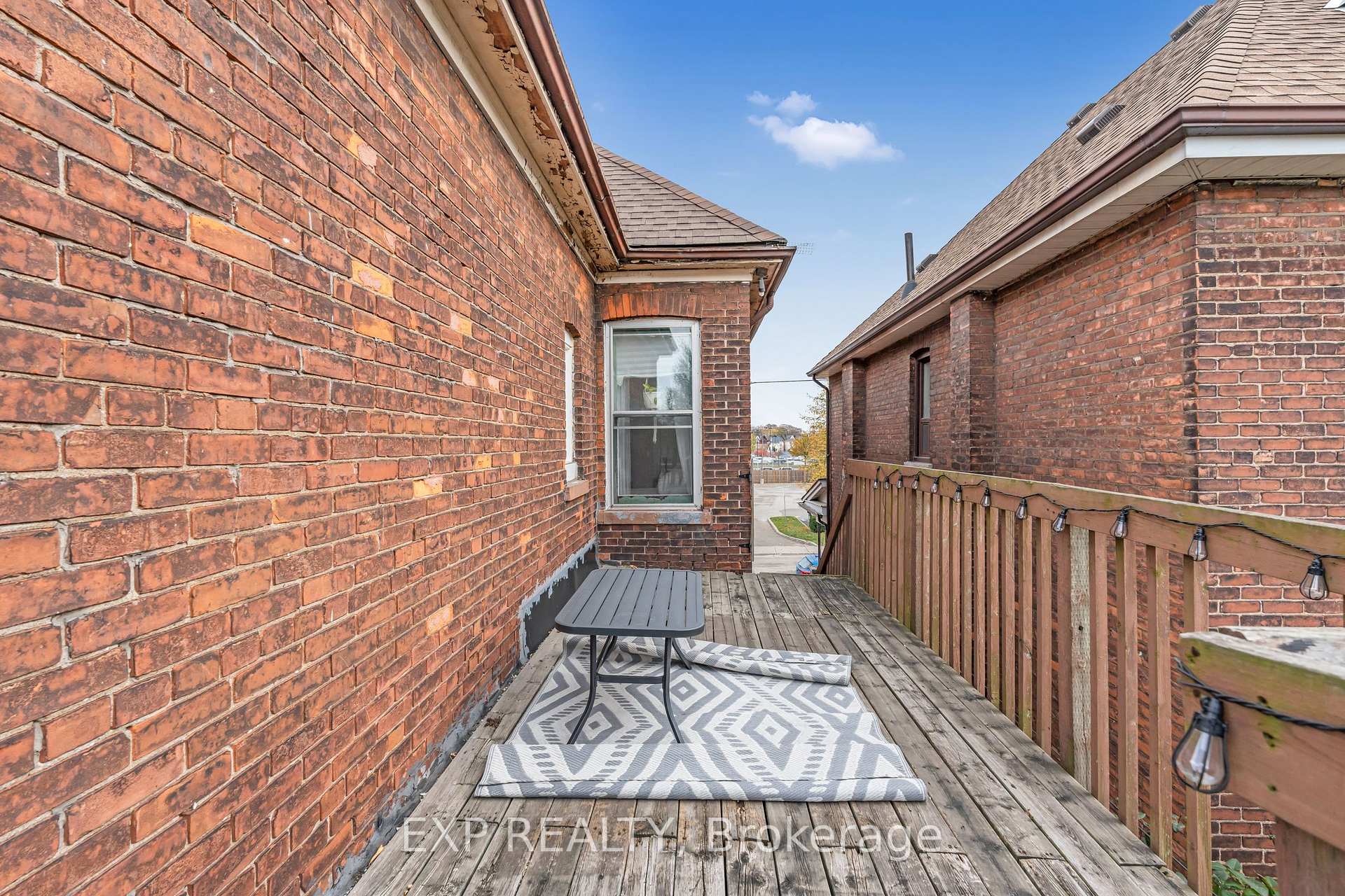 Photo 15 of 147 Elgin Street, Hamilton, Beasley — HOMEH