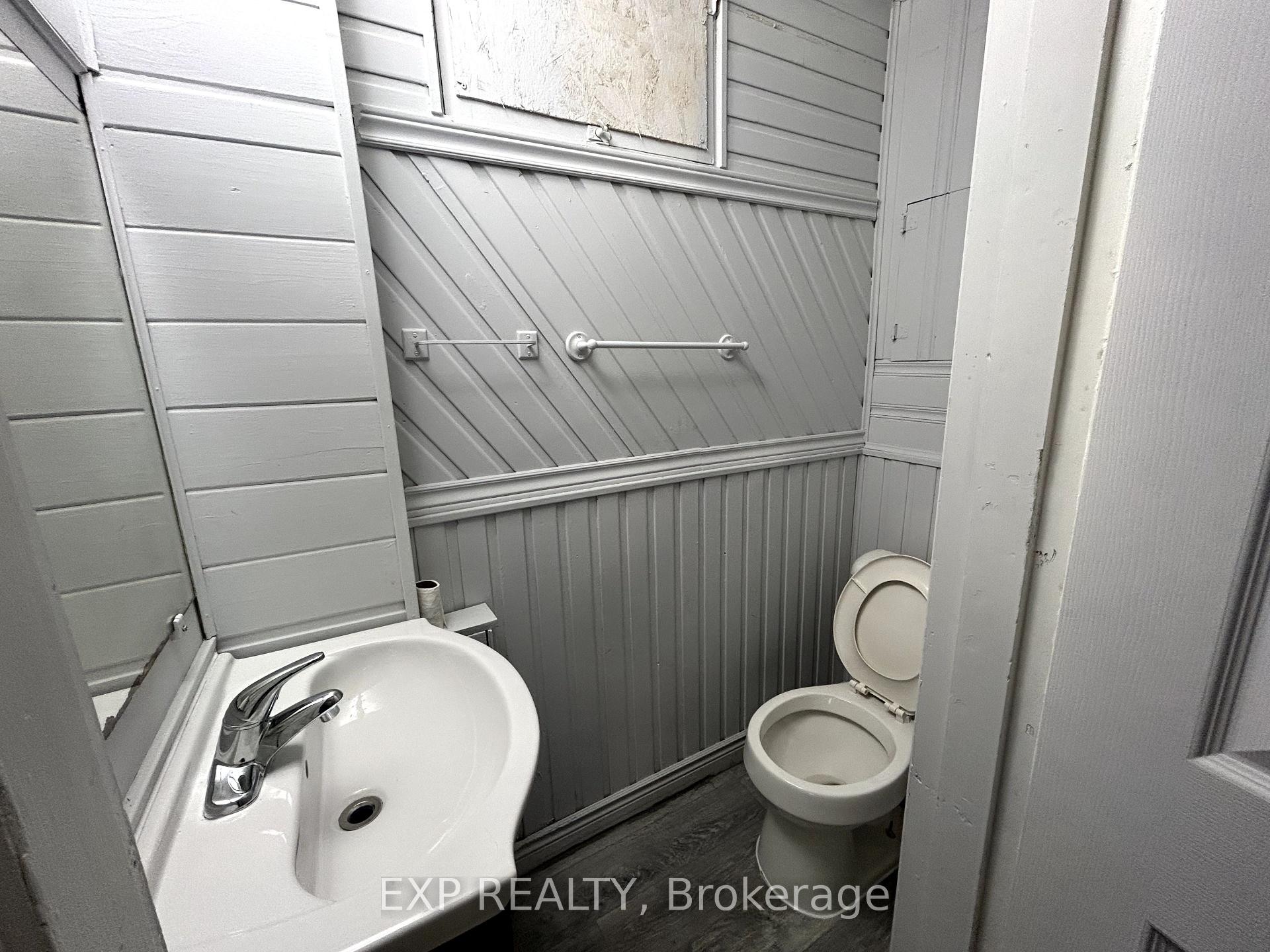 Photo 20 of 147 Elgin Street, Hamilton, Beasley — HOMEH