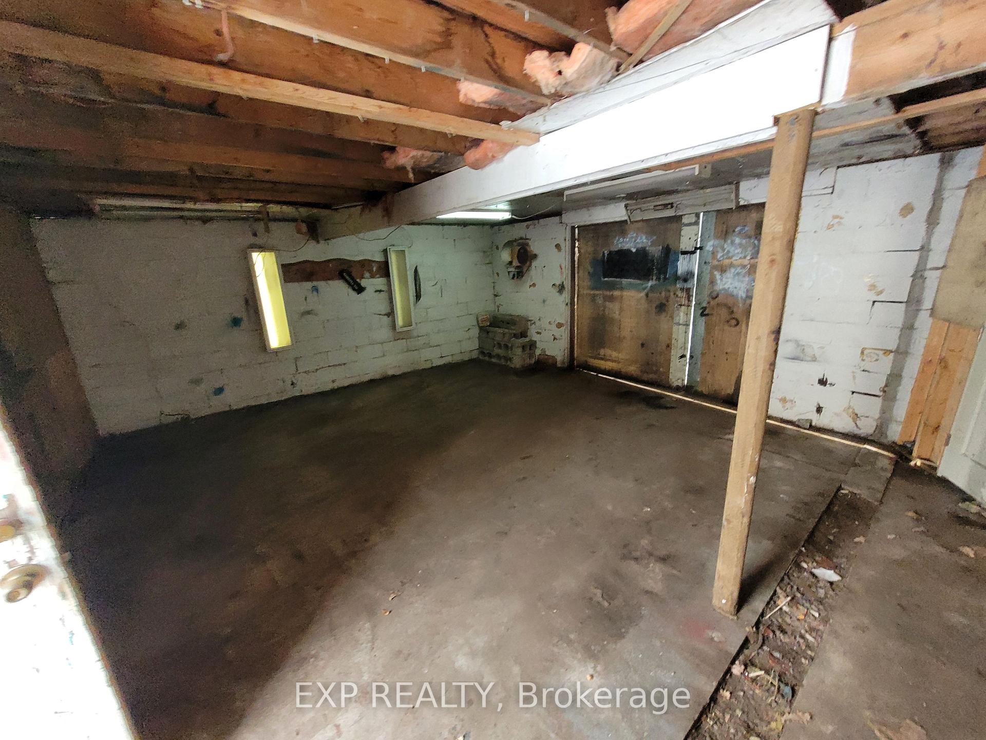 Photo 31 of 147 Elgin Street, Hamilton, Beasley — HOMEH