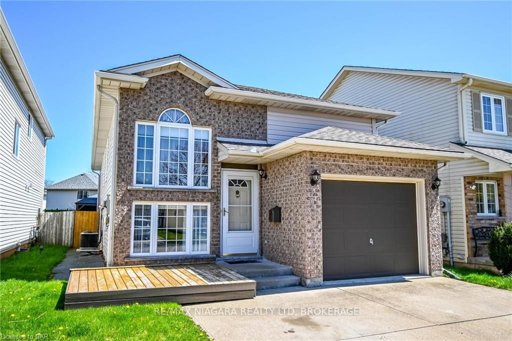 Front of 14 Jennifer Crescent