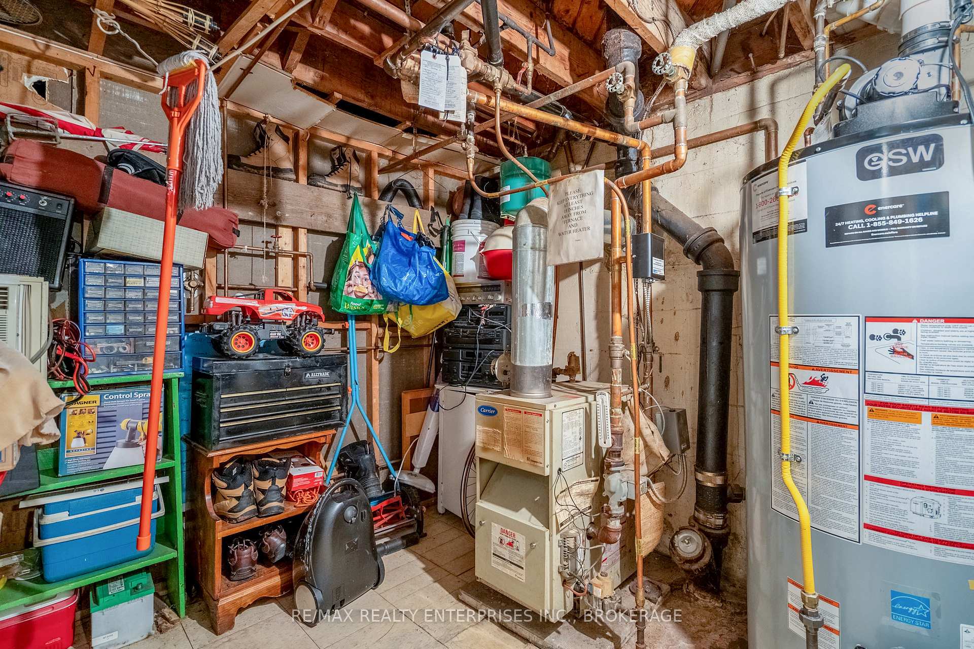 Photo 19 of 496 Carlton Street, St. Catharines, Carlton/Bunting — HOMEH