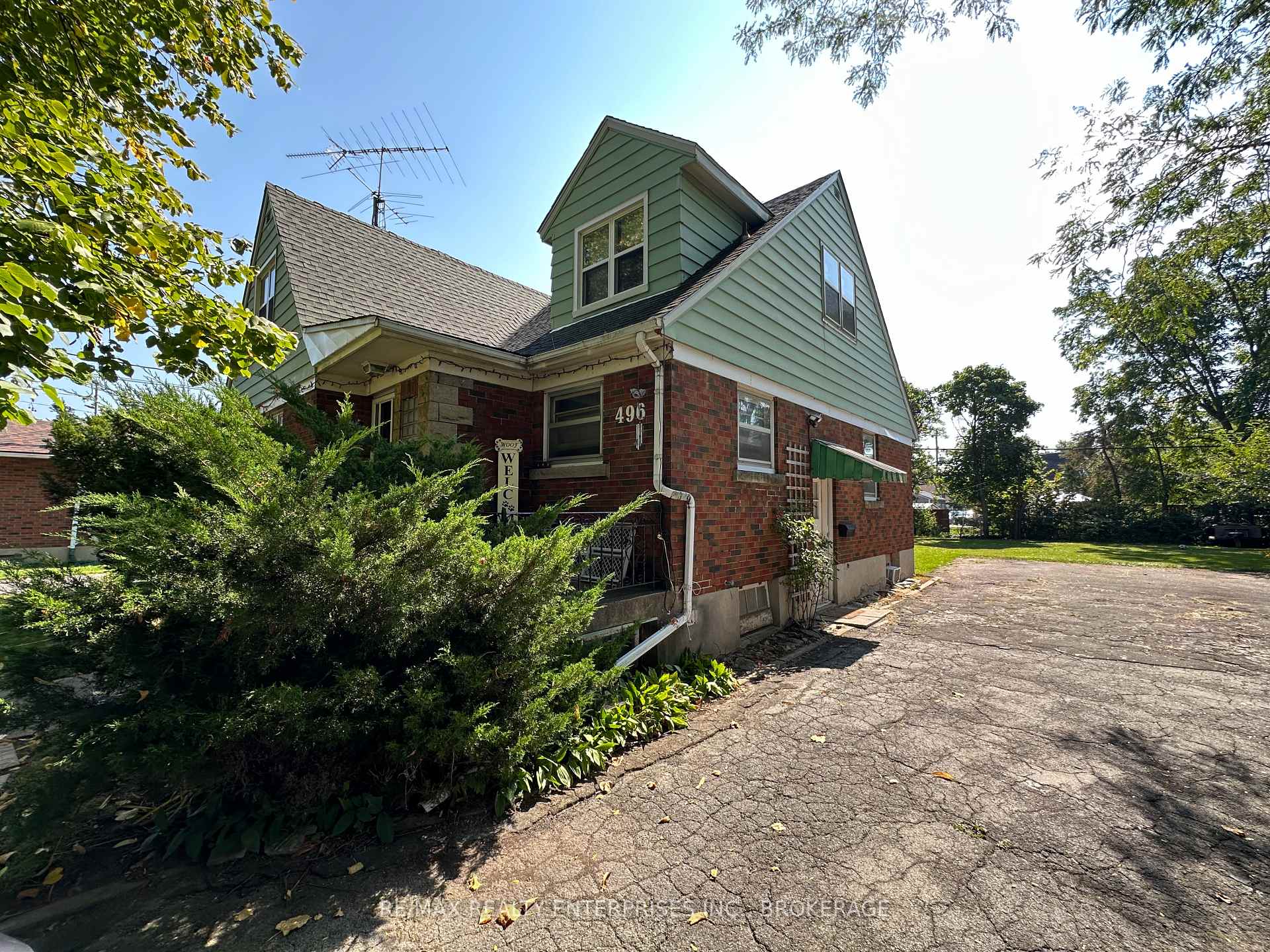 Photo 25 of 496 Carlton Street, St. Catharines, Carlton/Bunting — HOMEH