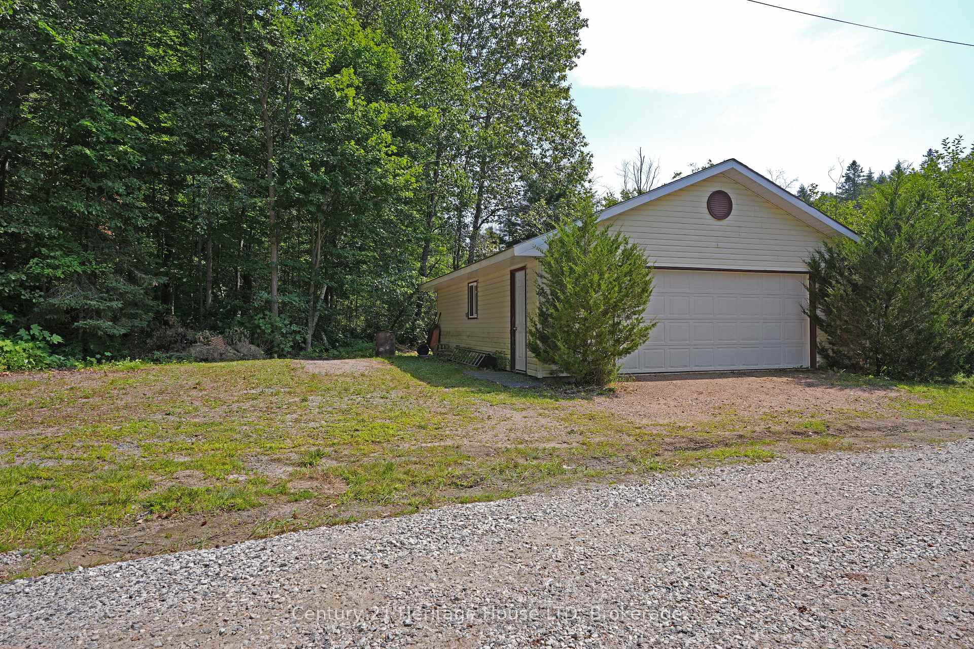 Photo 10 of 391 Pine Drive, Faraday — HOMEH