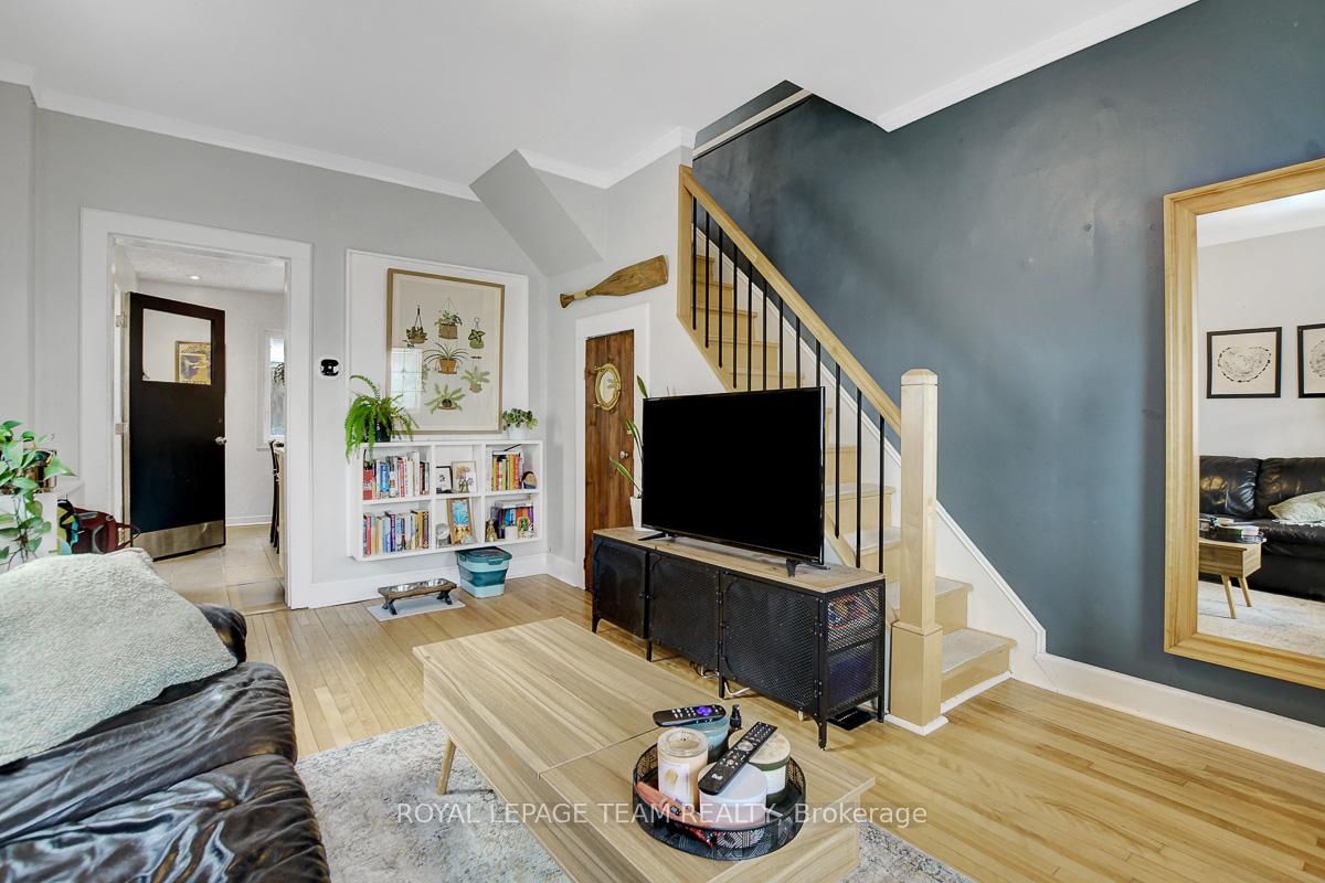 Photo 9 of 56 Champagne Avenue S, Ottawa, West Centre Town — HOMEH