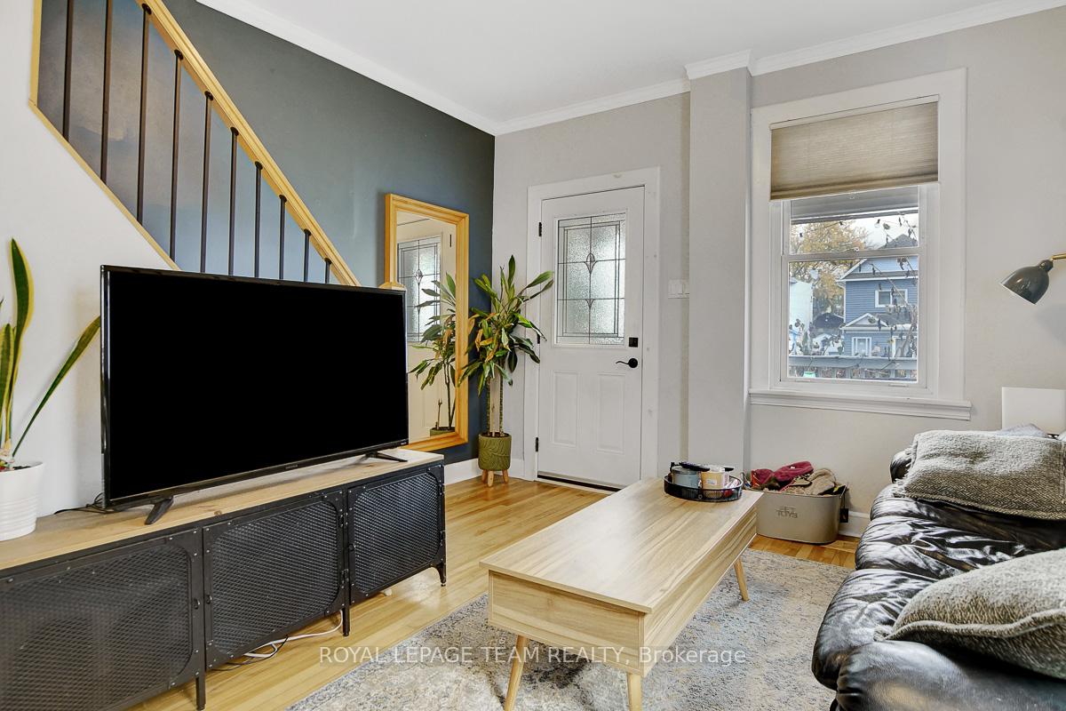 Photo 10 of 56 Champagne Avenue S, Ottawa, West Centre Town — HOMEH