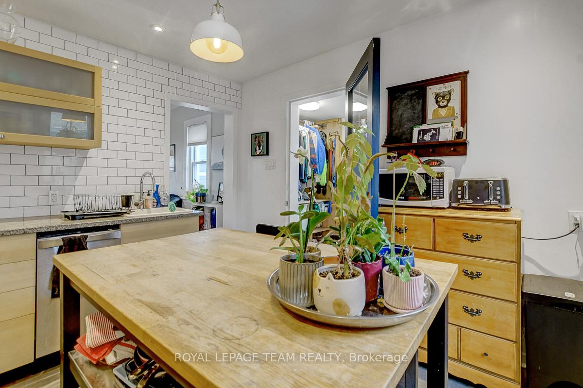 Photo 22 of 56 Champagne Avenue S, Ottawa, West Centre Town — HOMEH