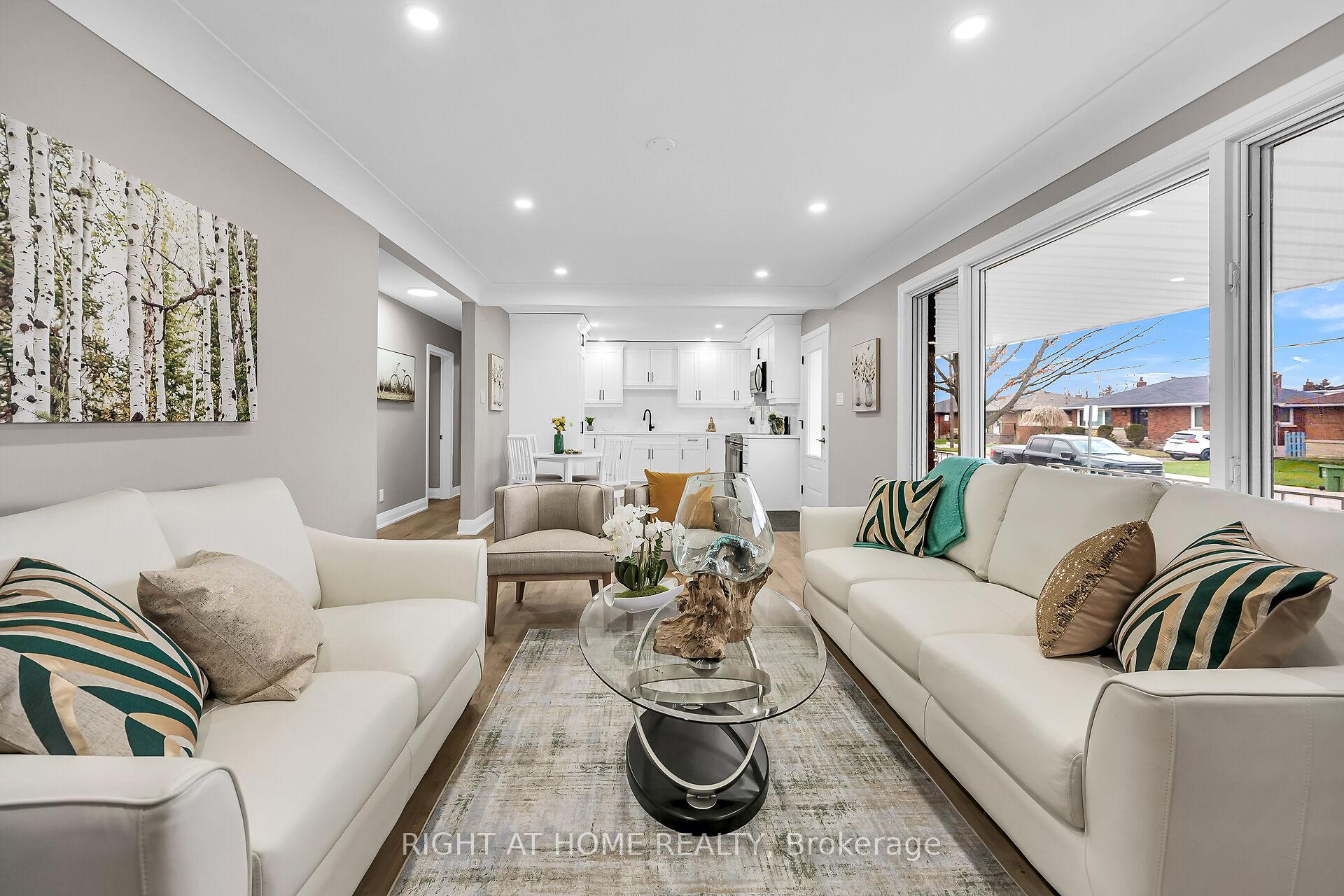 Photo 10 of 147 Allenby Avenue, Hamilton, Balfour — HOMEH