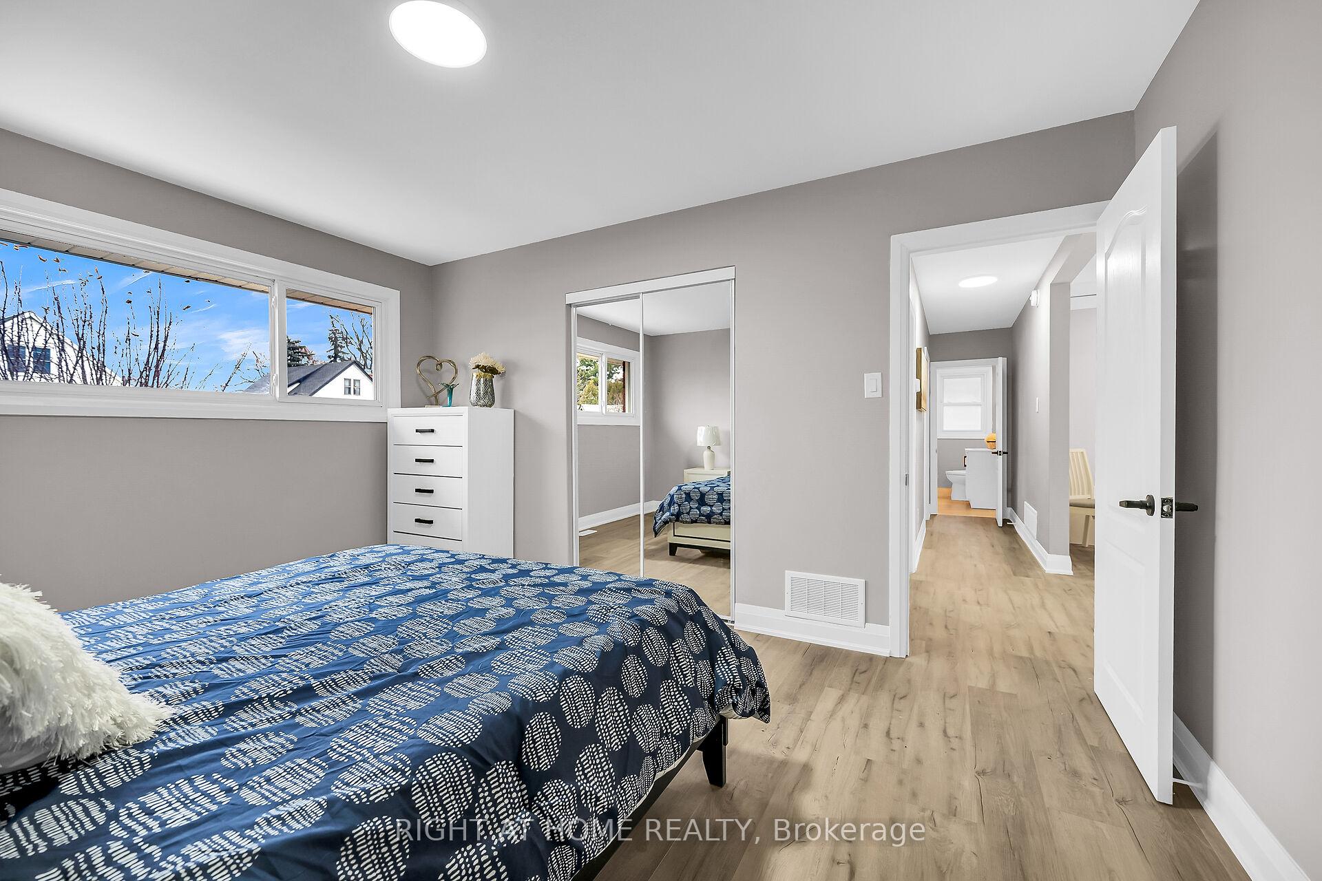 Photo 12 of 147 Allenby Avenue, Hamilton, Balfour — HOMEH