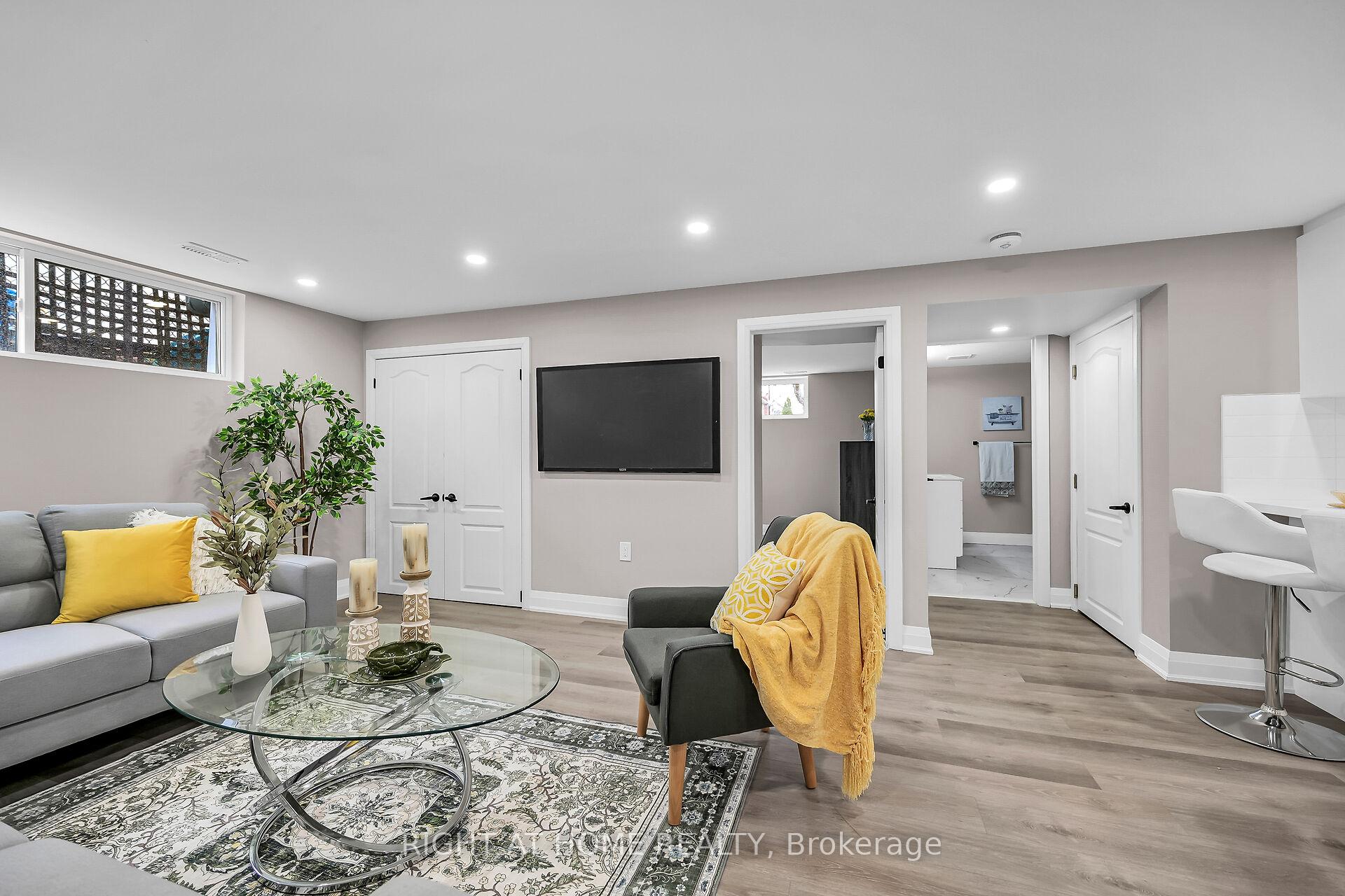Photo 25 of 147 Allenby Avenue, Hamilton, Balfour — HOMEH