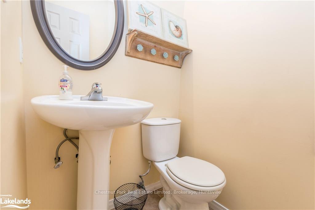 Photo 15 of 337 Ontario Street, Burk's Falls — HOMEH