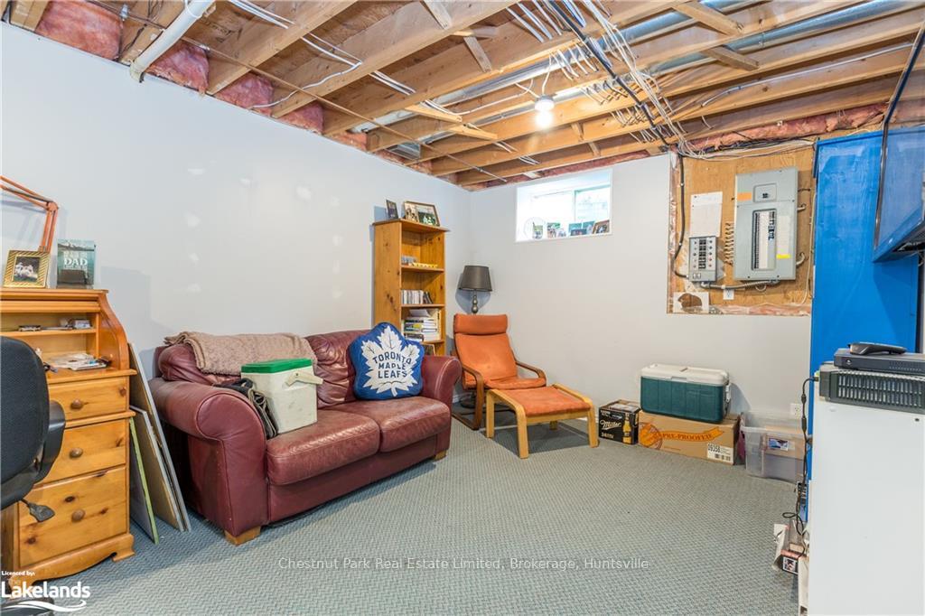 Photo 21 of 337 Ontario Street, Burk's Falls — HOMEH