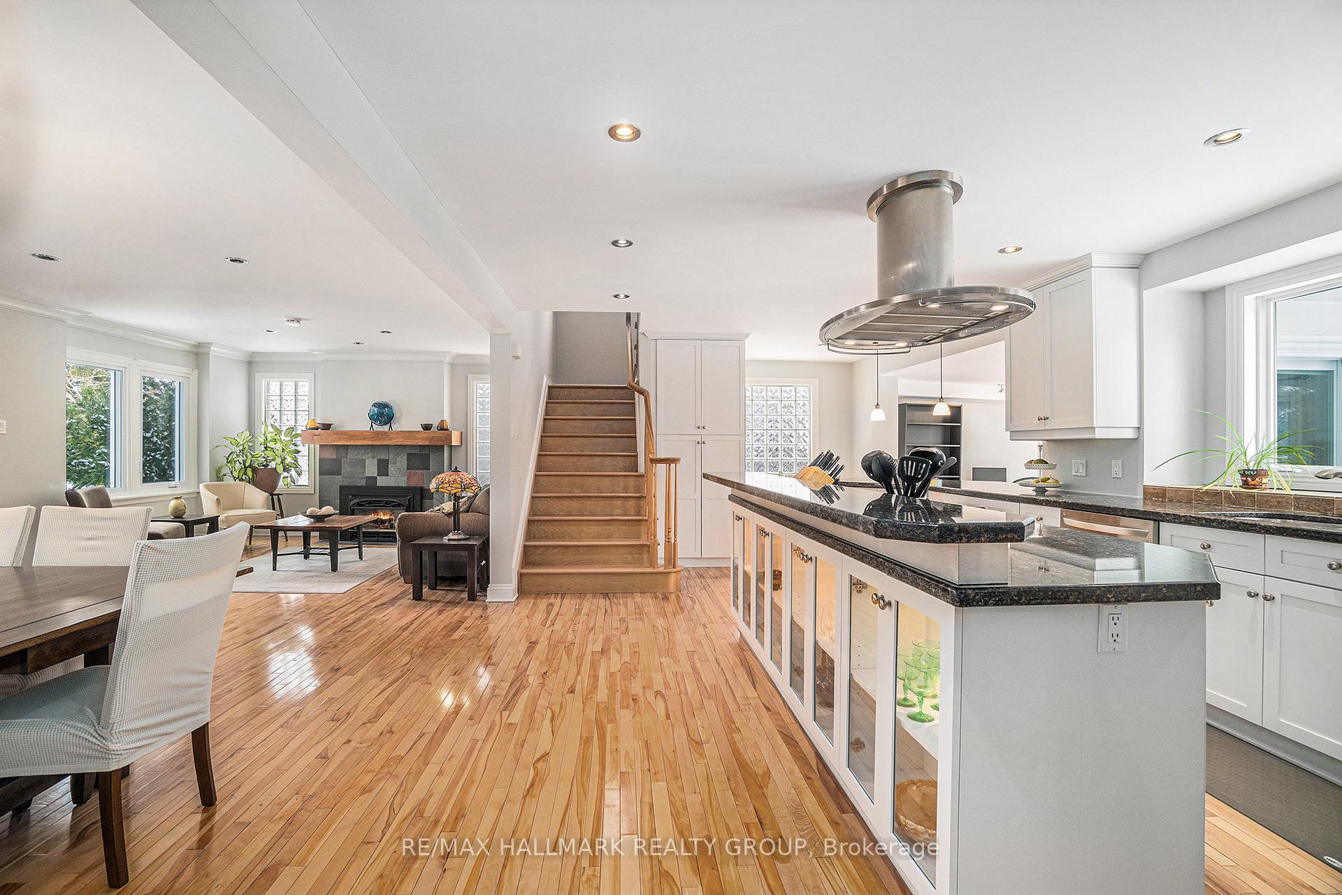 Photo 8 of 494 Mansfield Avenue, Ottawa, McKellar/Highland — HOMEH