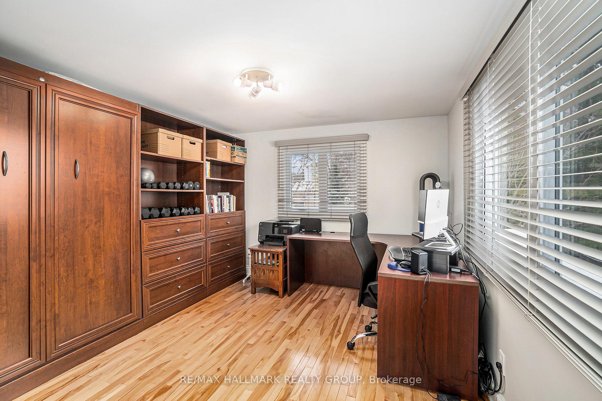Photo 23 of 494 Mansfield Avenue, Ottawa, McKellar/Highland — HOMEH