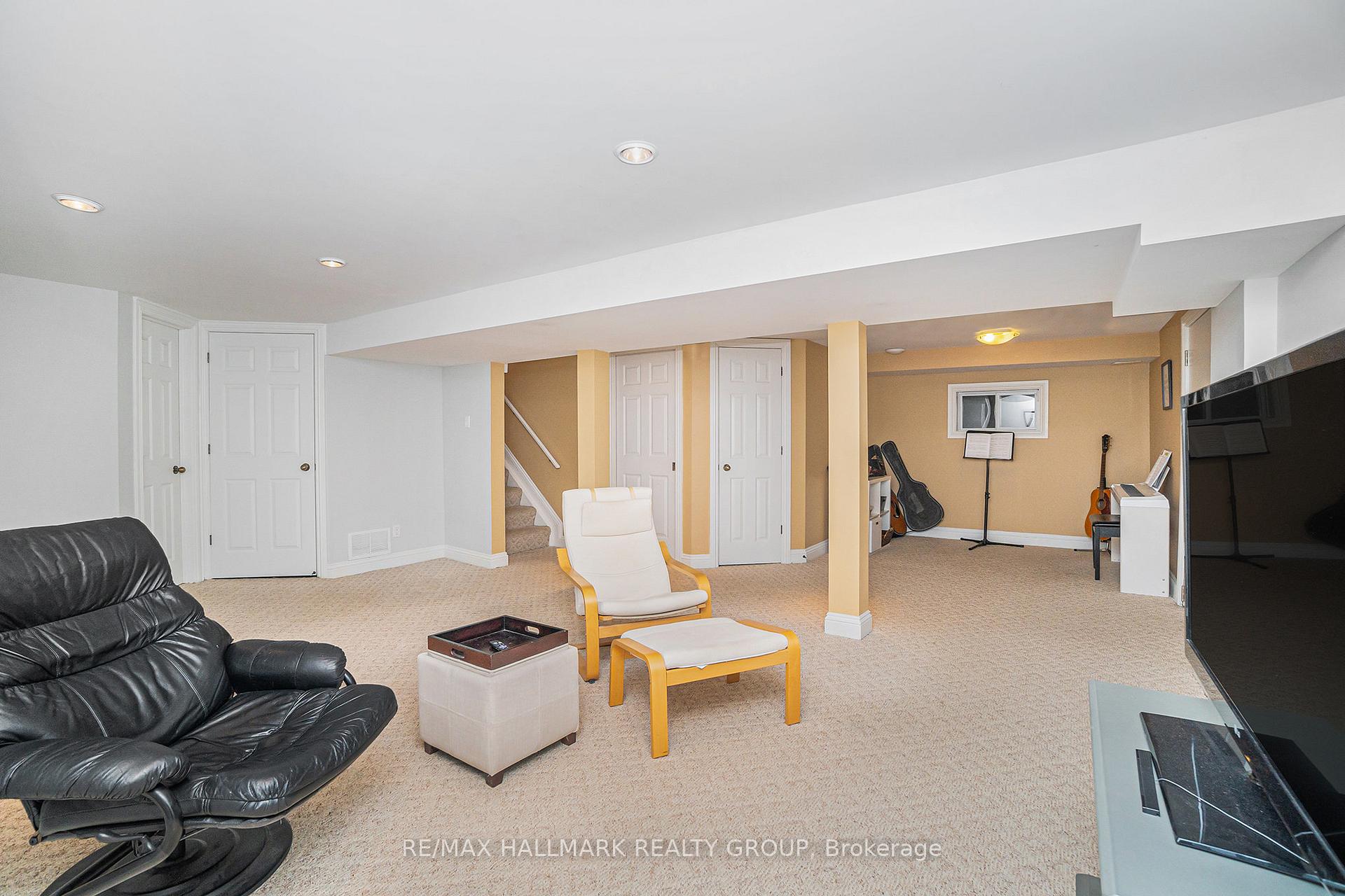 Photo 26 of 494 Mansfield Avenue, Ottawa, McKellar/Highland — HOMEH