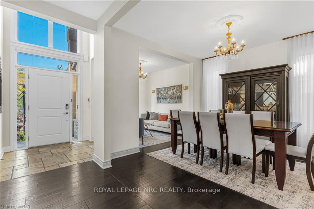 Photo 6 of 14 Tuscany Court, St. Catharines, Grapeview — HOMEH