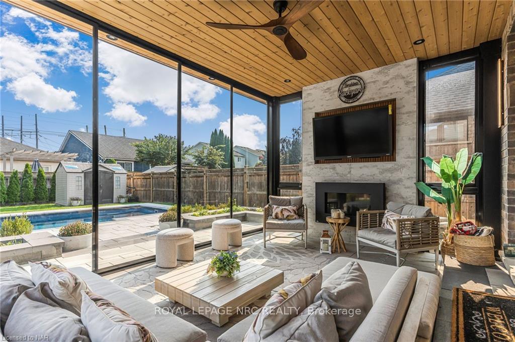 Photo 19 of 14 Tuscany Court, St. Catharines, Grapeview — HOMEH