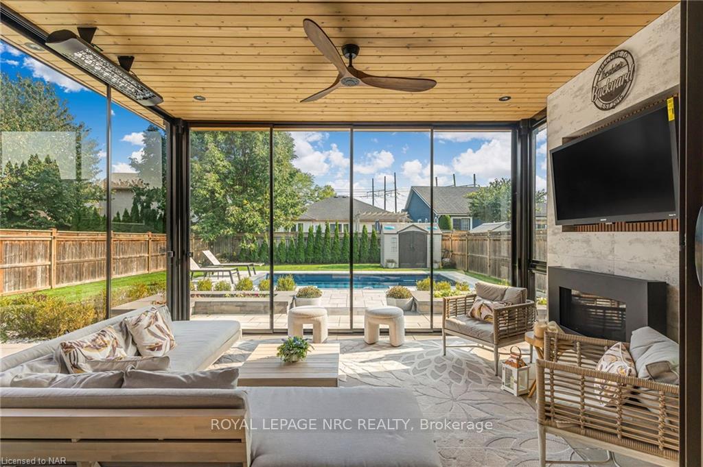 Photo 20 of 14 Tuscany Court, St. Catharines, Grapeview — HOMEH