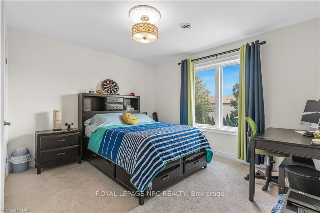 Photo 24 of 14 Tuscany Court, St. Catharines, Grapeview — HOMEH