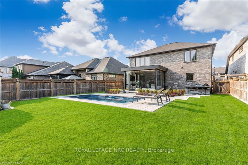 Photo 38 of 14 Tuscany Court, St. Catharines, Grapeview — HOMEH