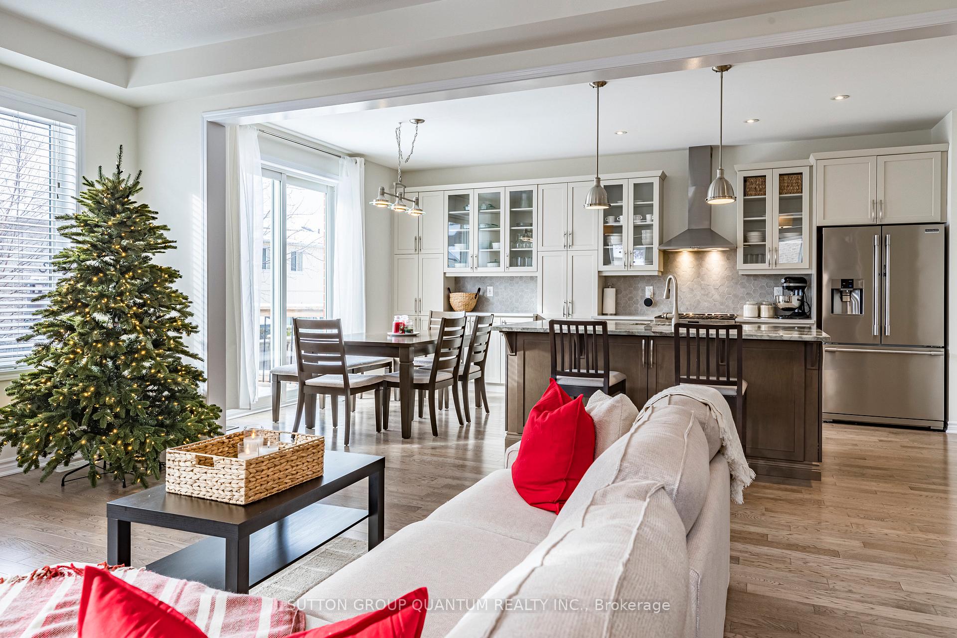 Photo 8 of 189 Stillwater Crescent, Hamilton, Waterdown — HOMEH