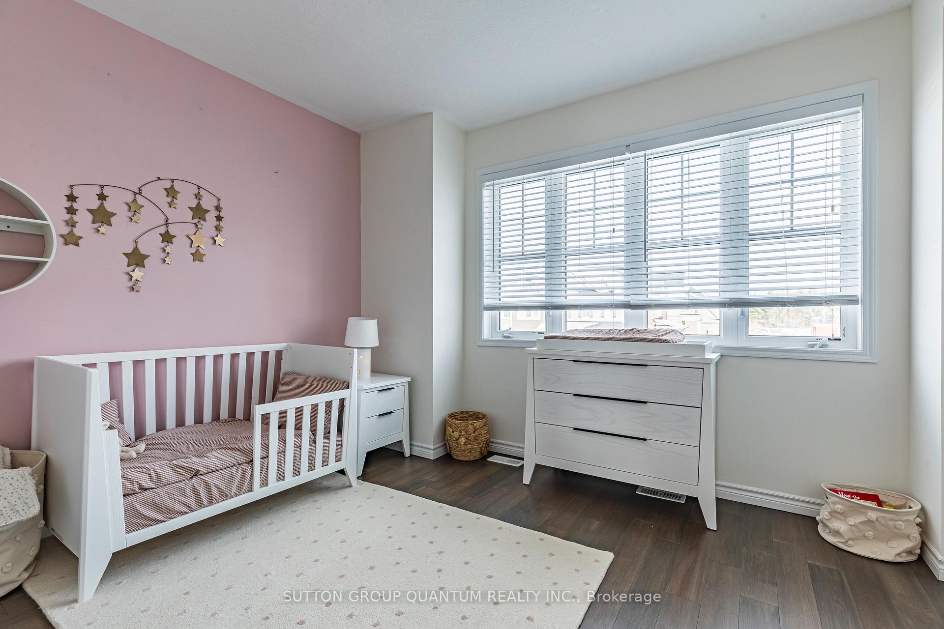 Photo 24 of 189 Stillwater Crescent, Hamilton, Waterdown — HOMEH