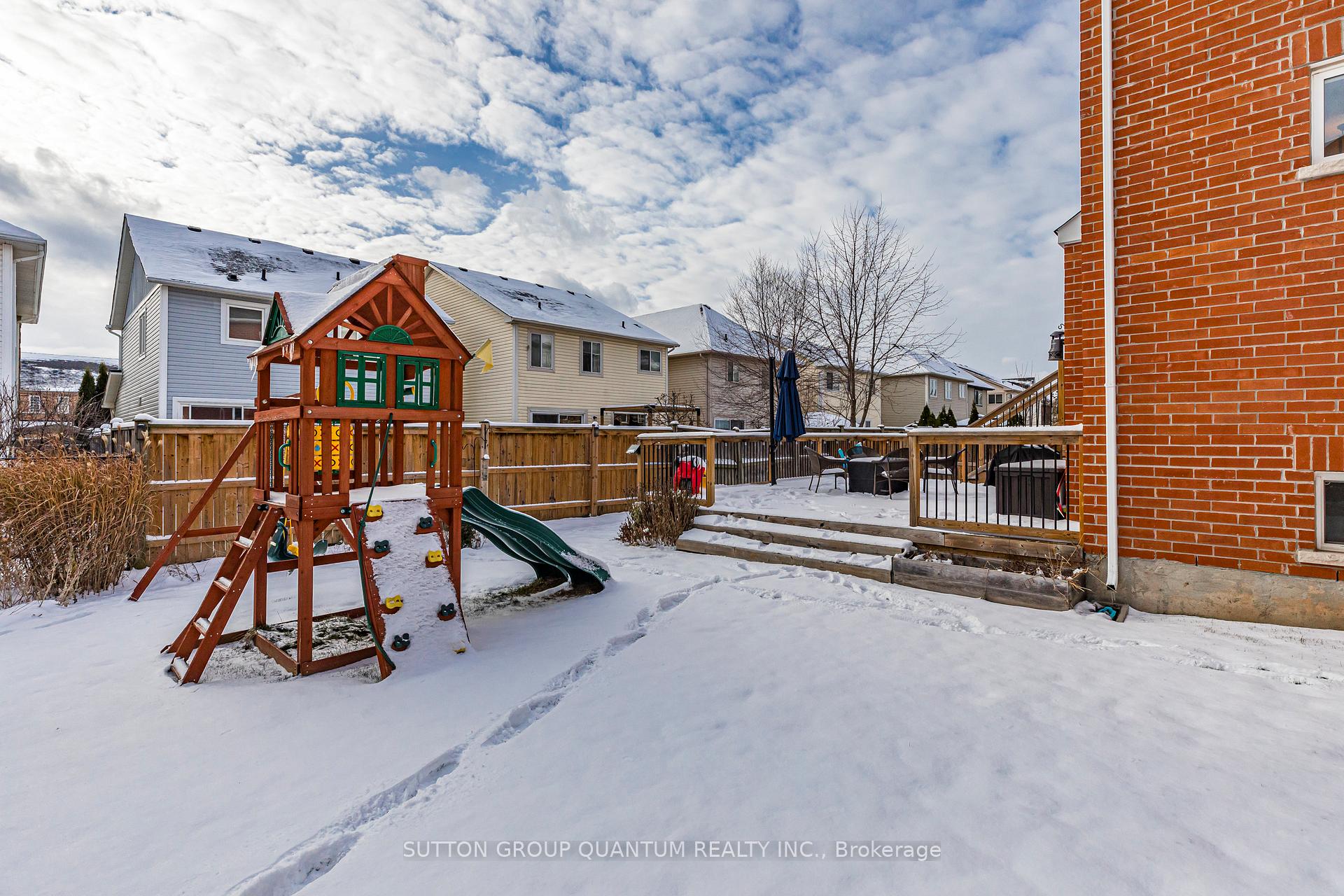 Photo 33 of 189 Stillwater Crescent, Hamilton, Waterdown — HOMEH