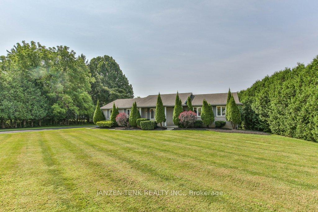 Photo 3 of 53561 Calton Line, Malahide, Calton — HOMEH