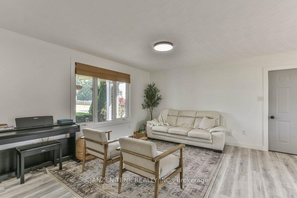 Photo 9 of 53561 Calton Line, Malahide, Calton — HOMEH