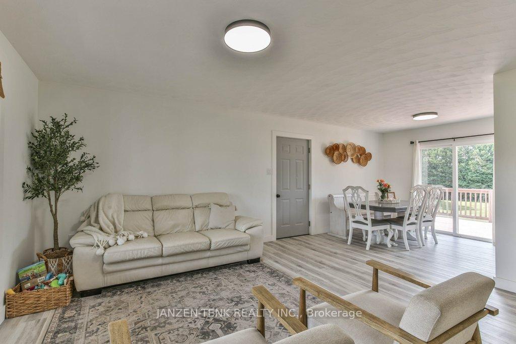 Photo 10 of 53561 Calton Line, Malahide, Calton — HOMEH