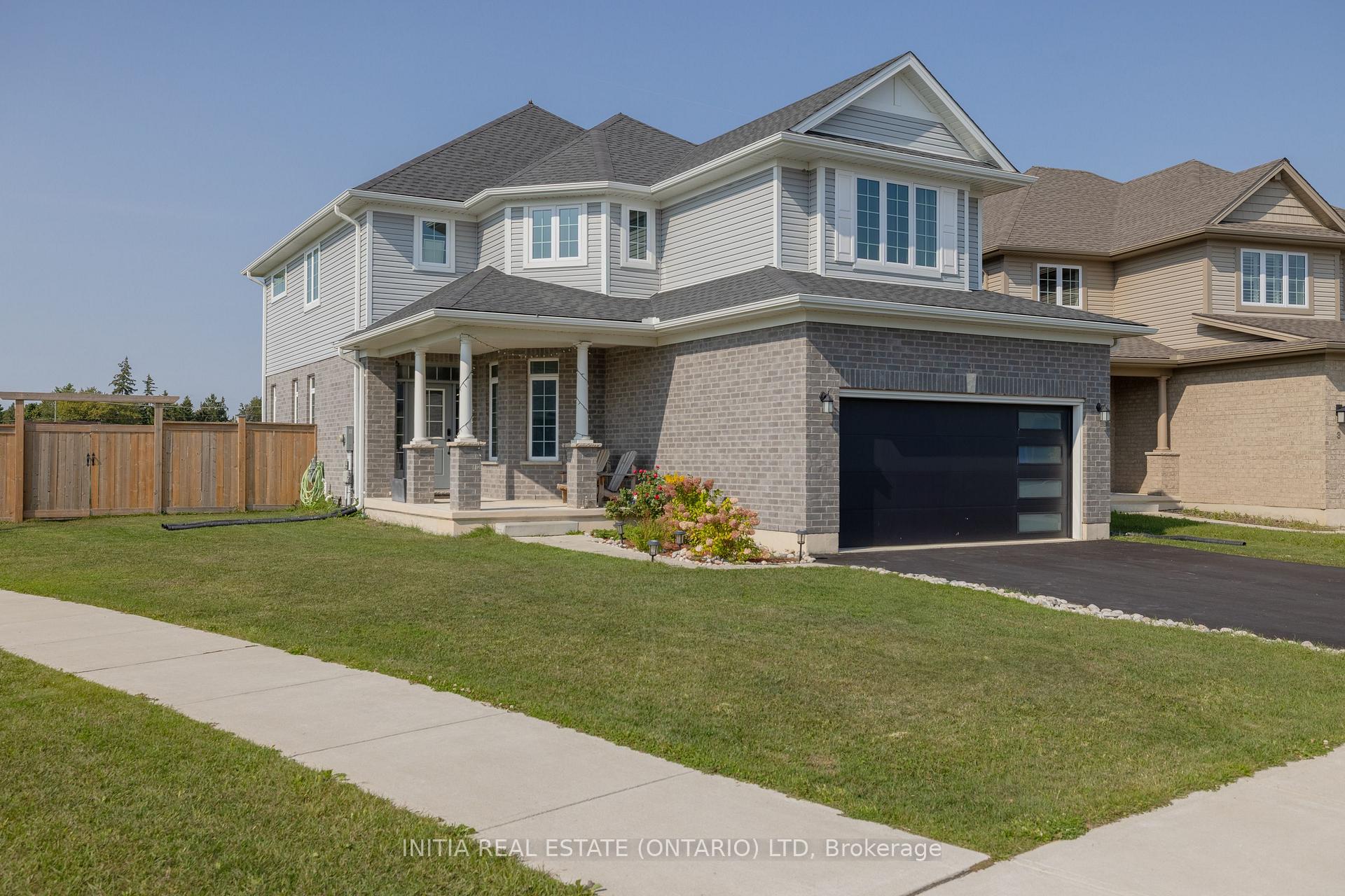 Photo 3 of 1 Oxford Terrace N, St. Thomas — HOMEH
