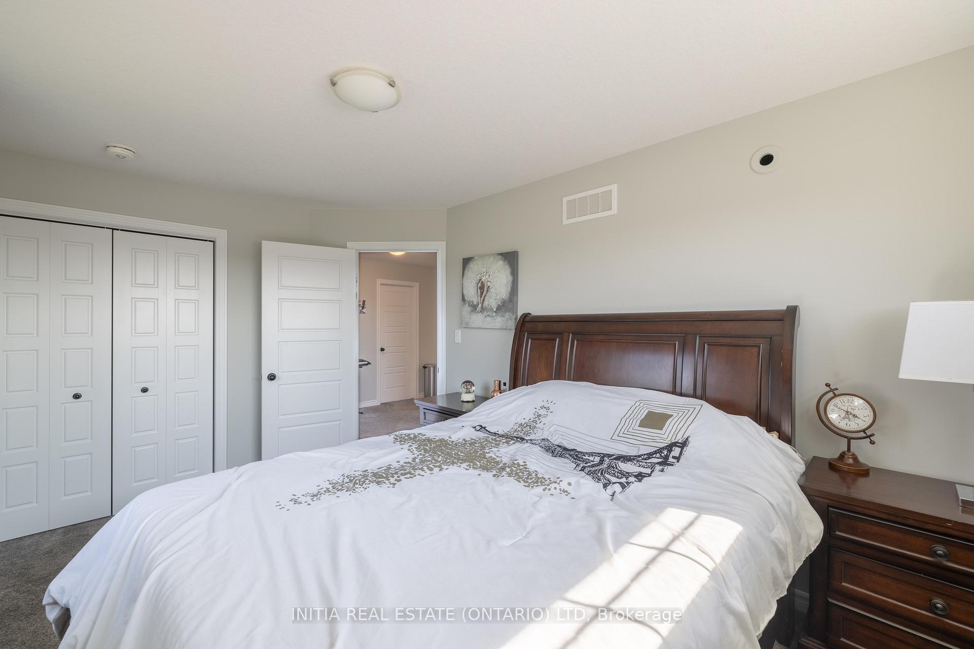 Photo 19 of 1 Oxford Terrace N, St. Thomas — HOMEH