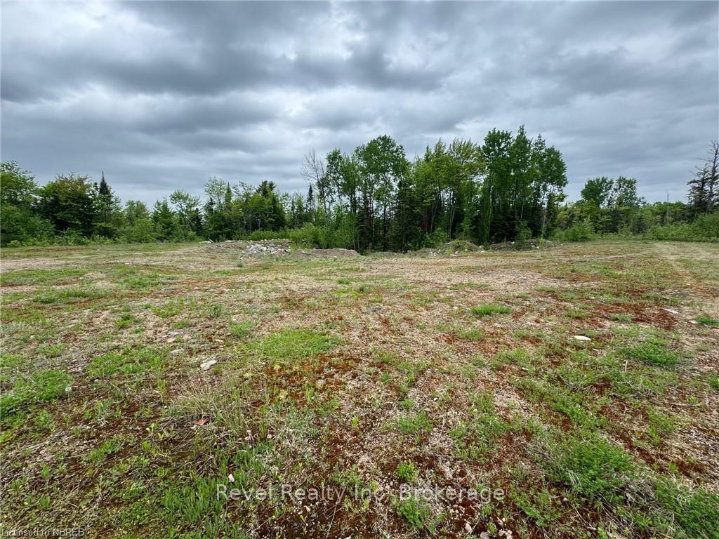 Photo 2 of 4155 Highway 17, Papineau-Cameron, Papineau Cameron — HOMEH