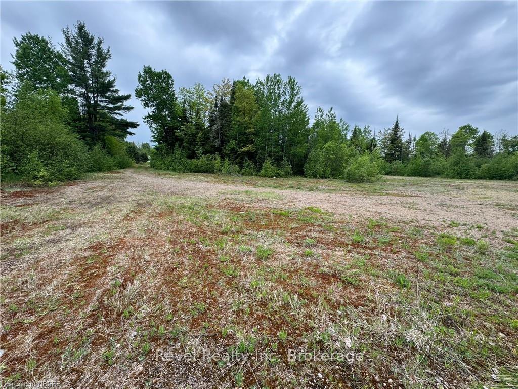 Photo 5 of 4155 Highway 17, Papineau-Cameron, Papineau Cameron — HOMEH