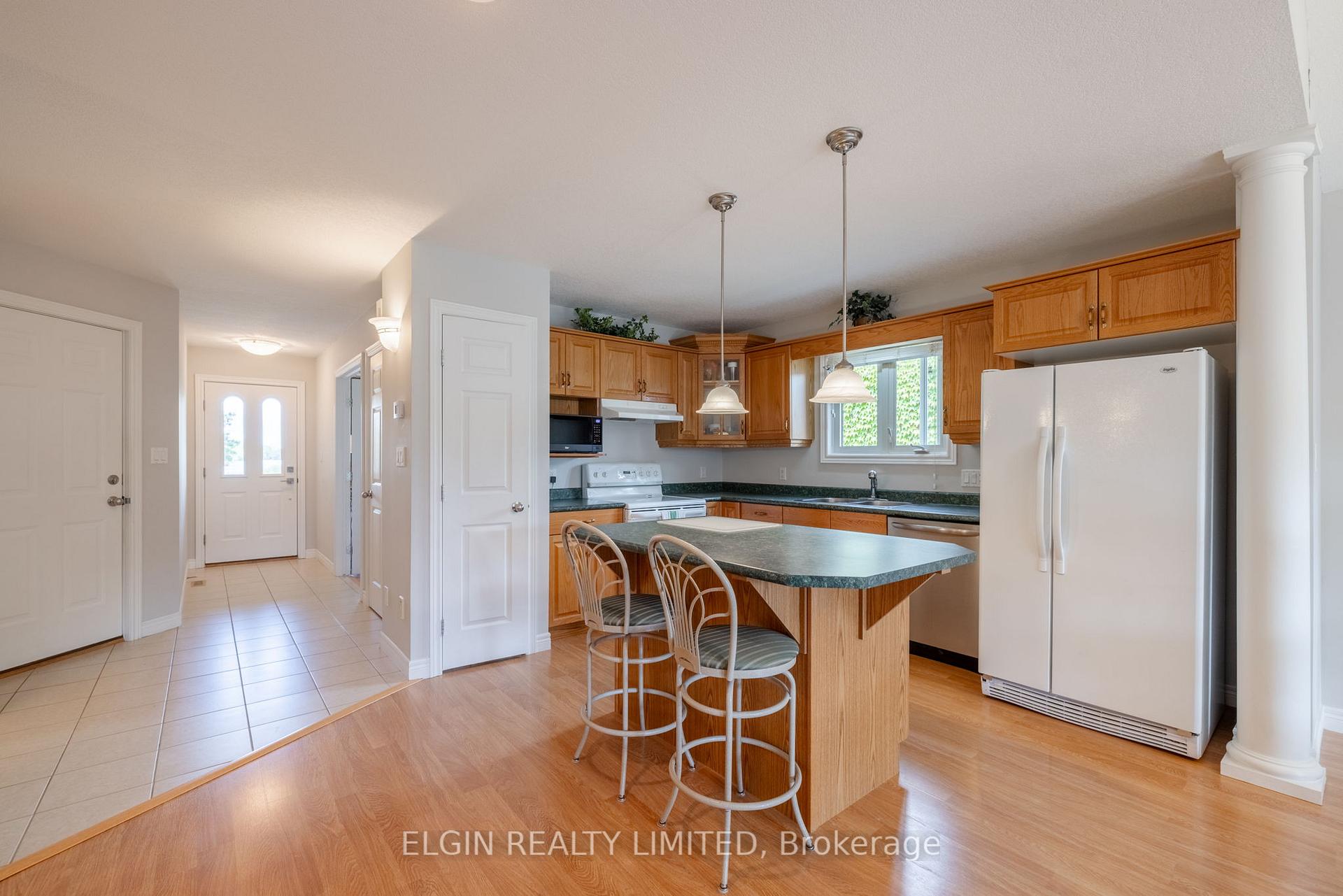 Photo 10 of 111 Lake Margaret Trail, St. Thomas — HOMEH