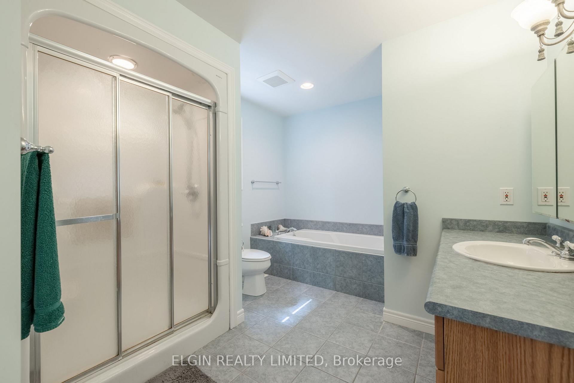 Photo 19 of 111 Lake Margaret Trail, St. Thomas — HOMEH