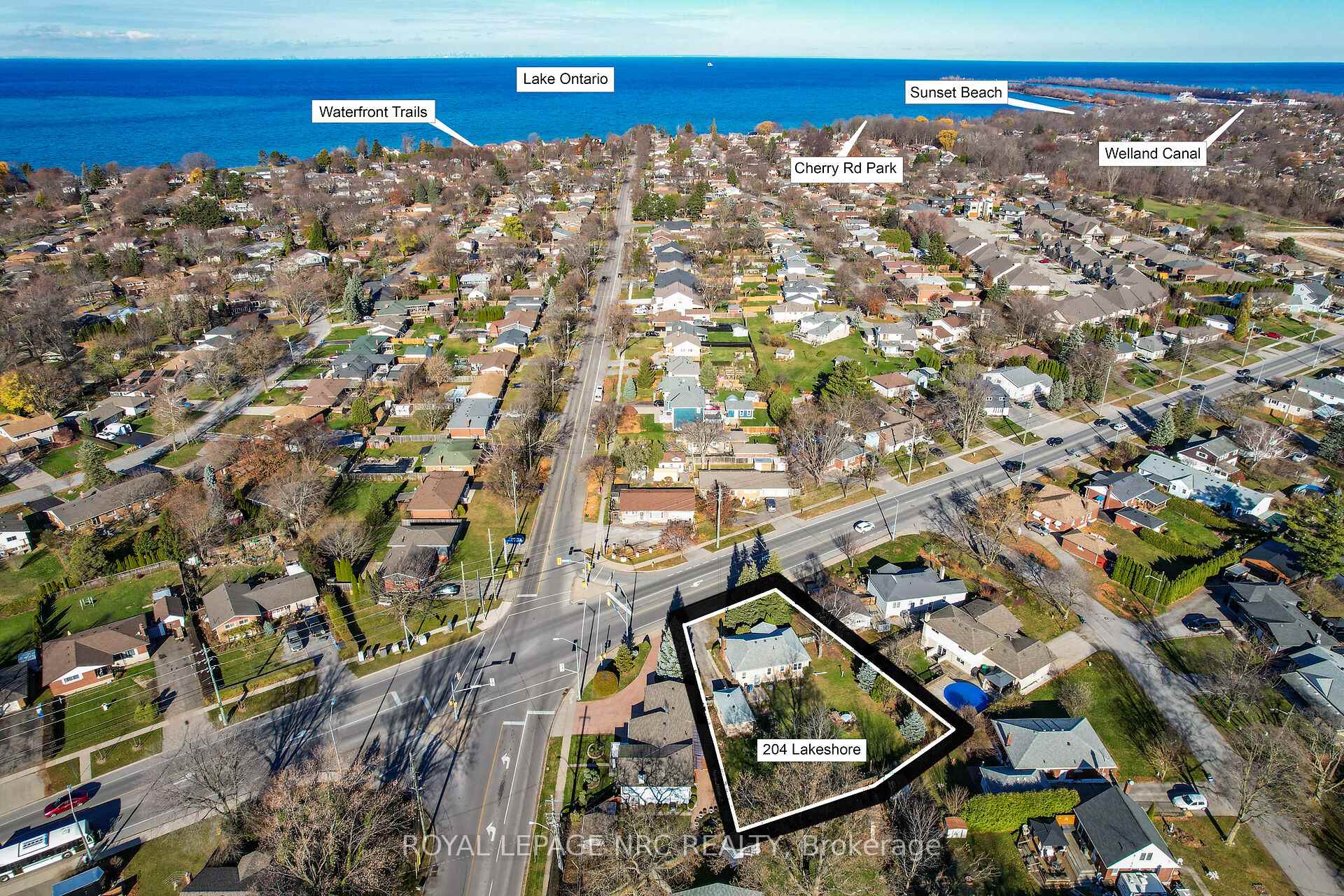 Photo 2 of 204 Lakeshore Road, St. Catharines, Vine/Linwell — HOMEH
