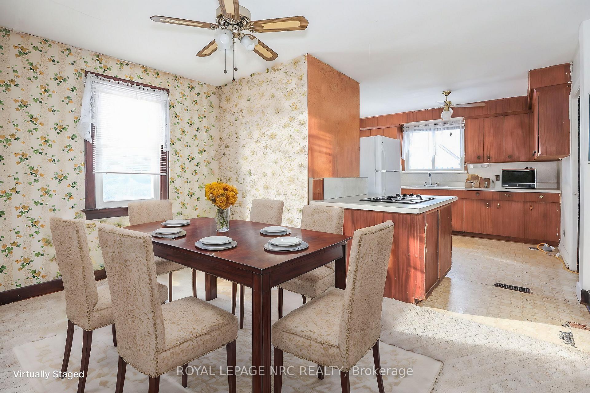 Photo 7 of 204 Lakeshore Road, St. Catharines, Vine/Linwell — HOMEH