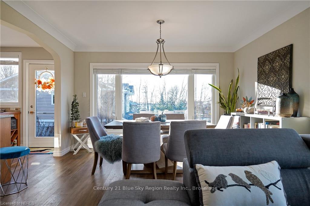 Photo 10 of 59 Bay Street, Callander — HOMEH