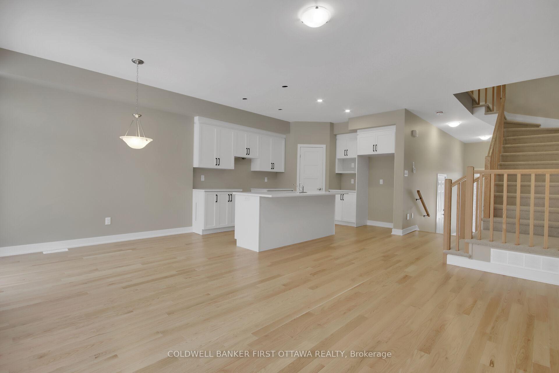 Photo 8 of 440 Thomas Street, Carleton Place — HOMEH