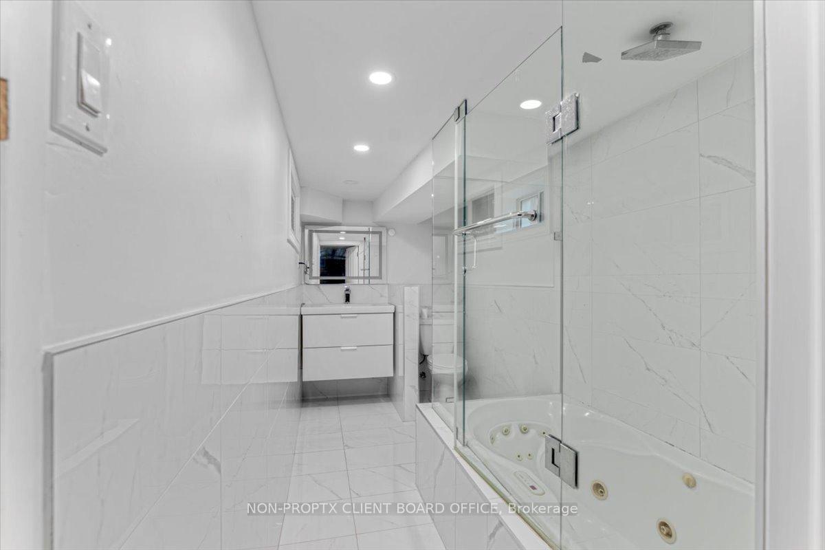 Photo 26 of 118 Second Street N, Hamilton, Stoney Creek — HOMEH