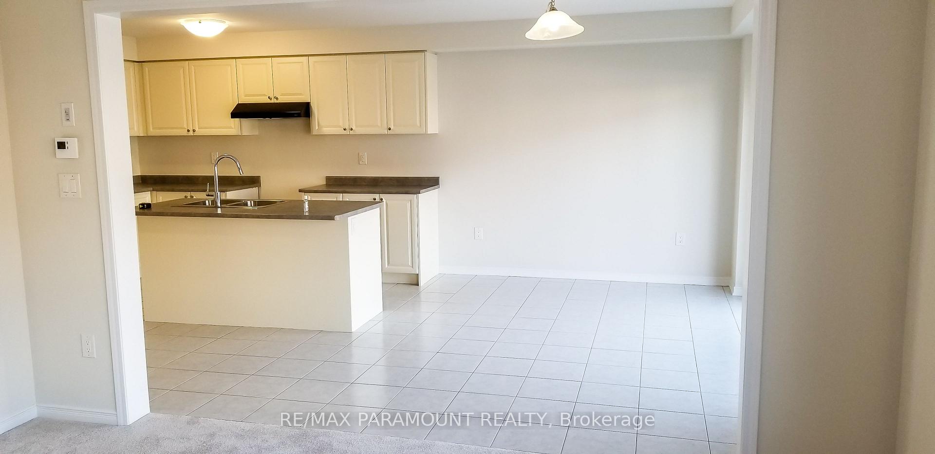 Photo 6 of 31 July Avenue, Hamilton, Stoney Creek Mountain — HOMEH