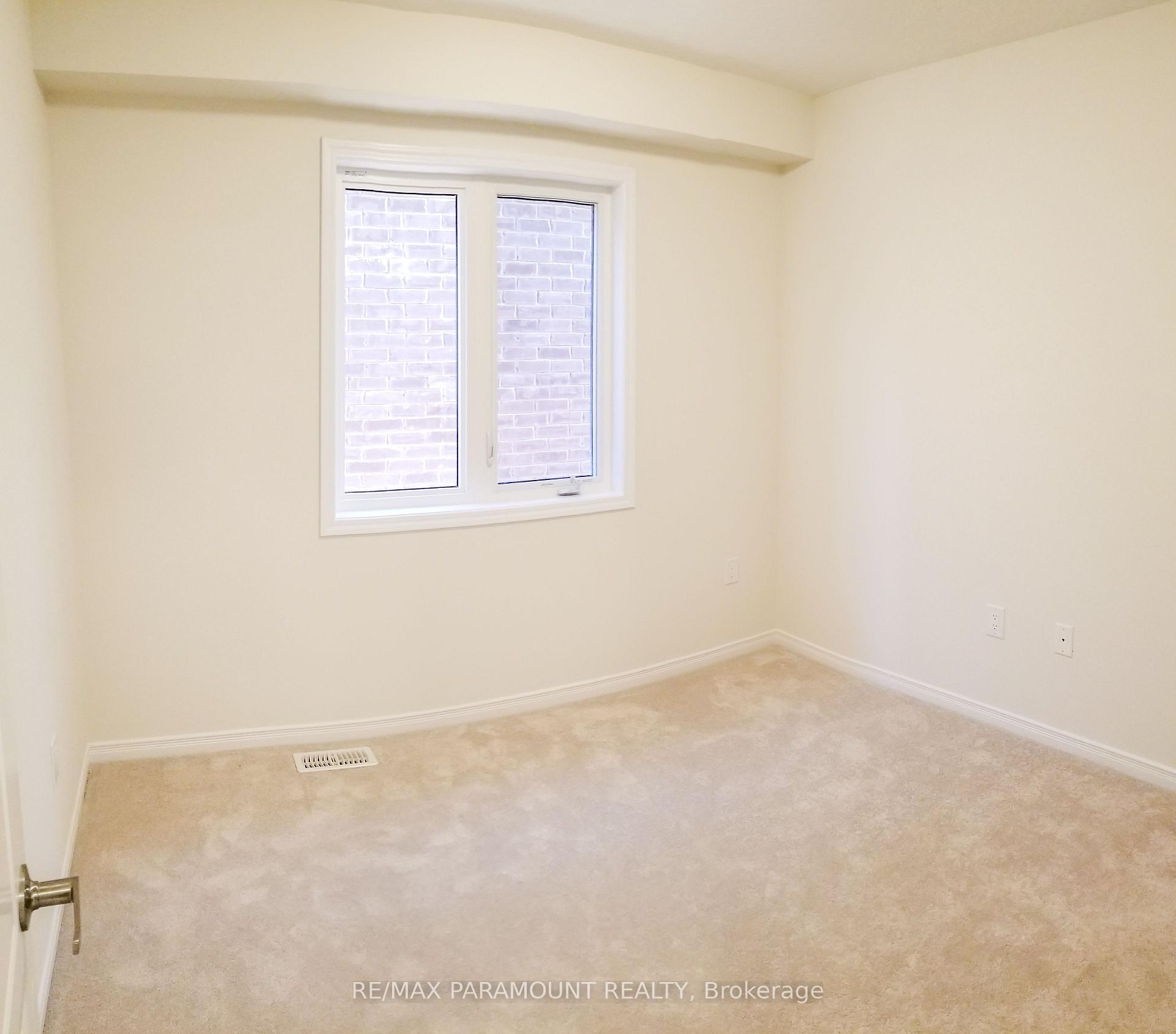 Photo 13 of 31 July Avenue, Hamilton, Stoney Creek Mountain — HOMEH