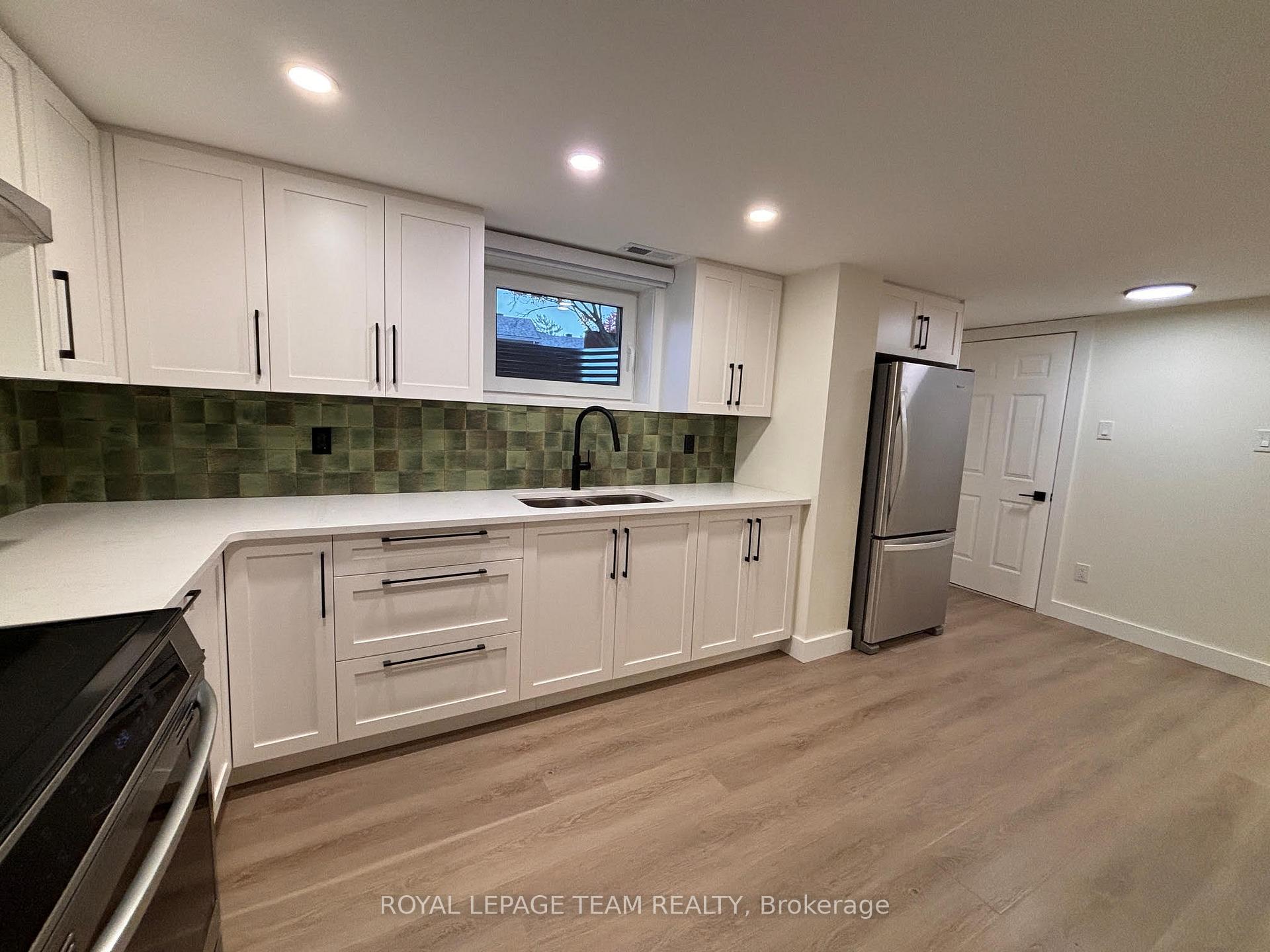 Photo 4 of Unit Unit B, 2177 Dublin Avenue, Ottawa, Bel Air Park — HOMEH