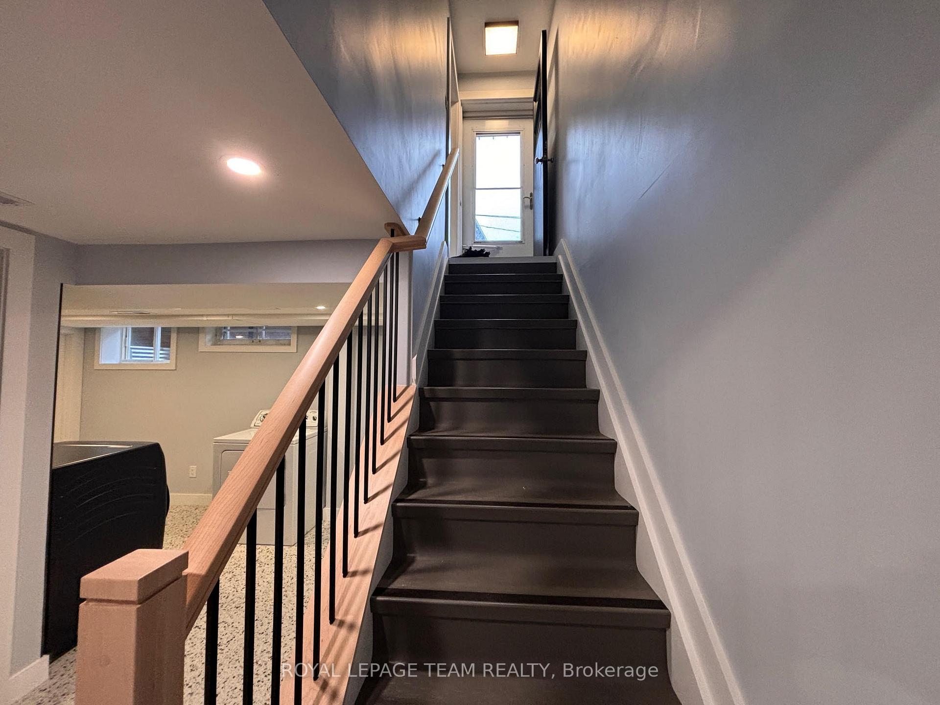 Photo 13 of Unit Unit B, 2177 Dublin Avenue, Ottawa, Bel Air Park — HOMEH