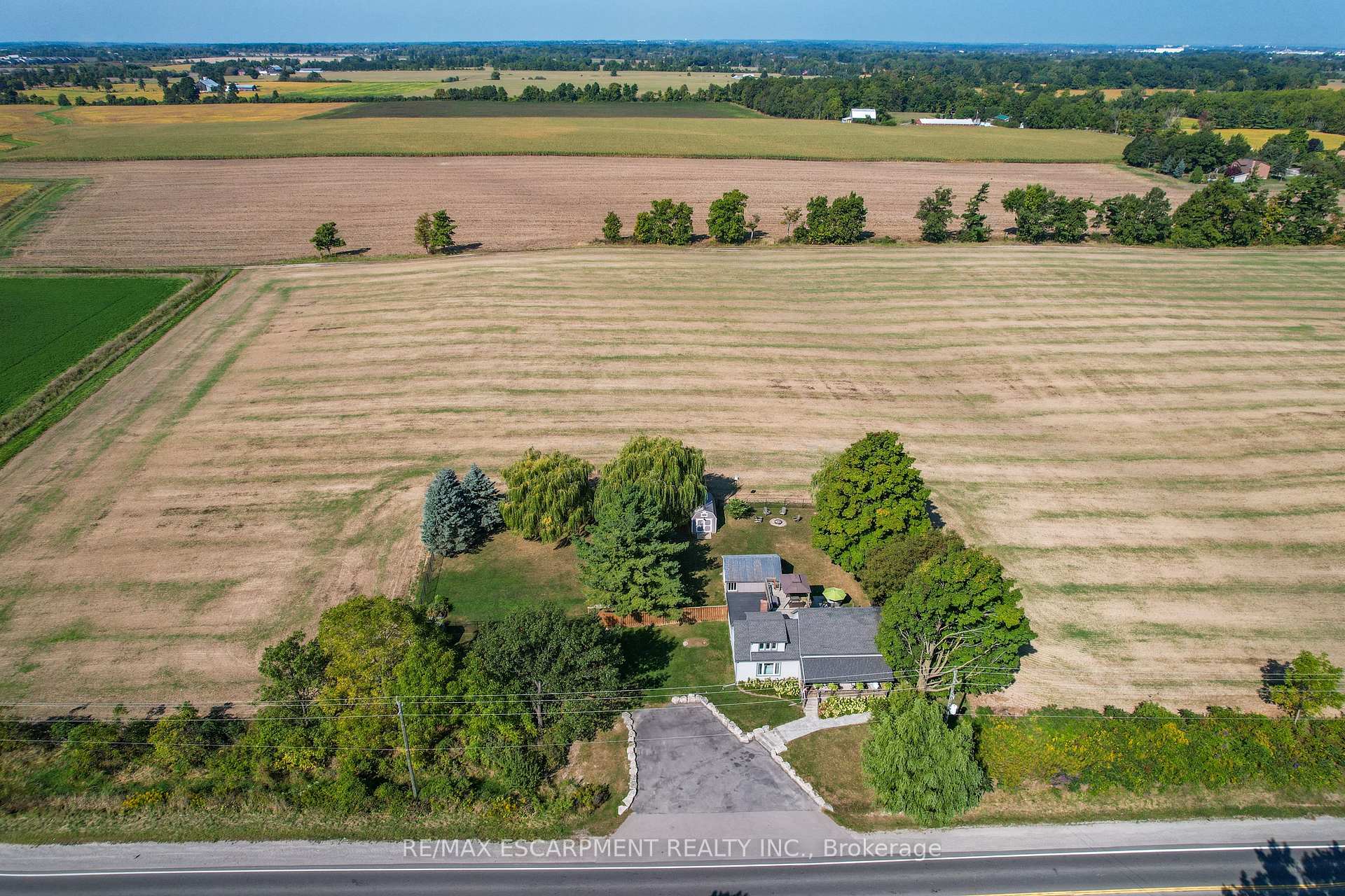 Photo 2 of 2104 Highway 56, Hamilton, Rural Glanbrook — HOMEH
