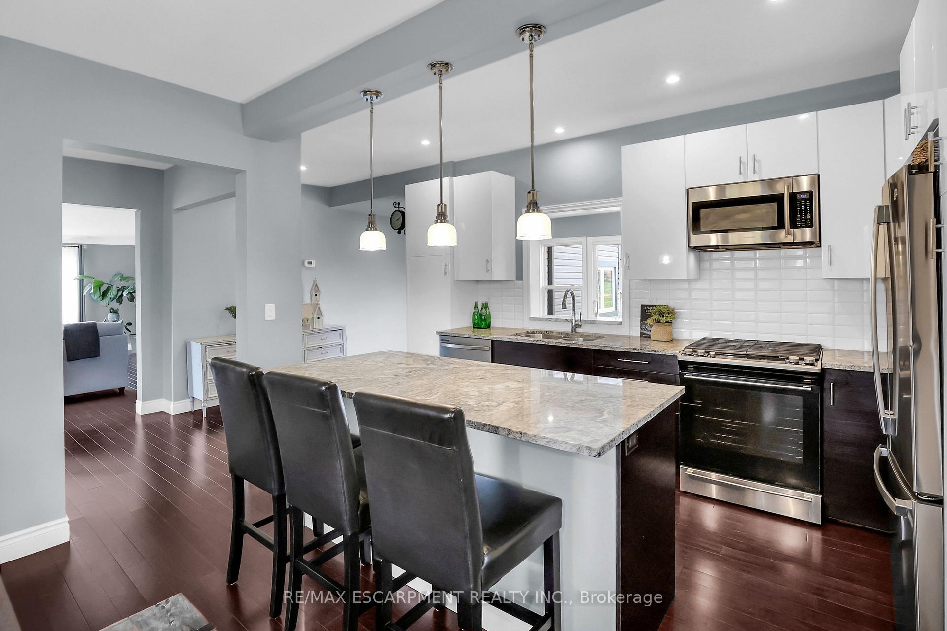 Photo 9 of 2104 Highway 56, Hamilton, Rural Glanbrook — HOMEH