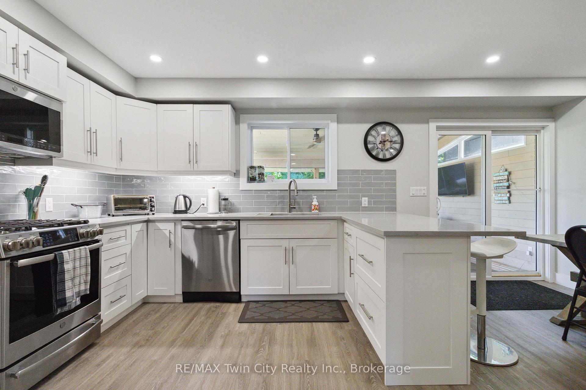 Photo 16 of 34A Strachan Street, Bayham, Port Burwell — HOMEH