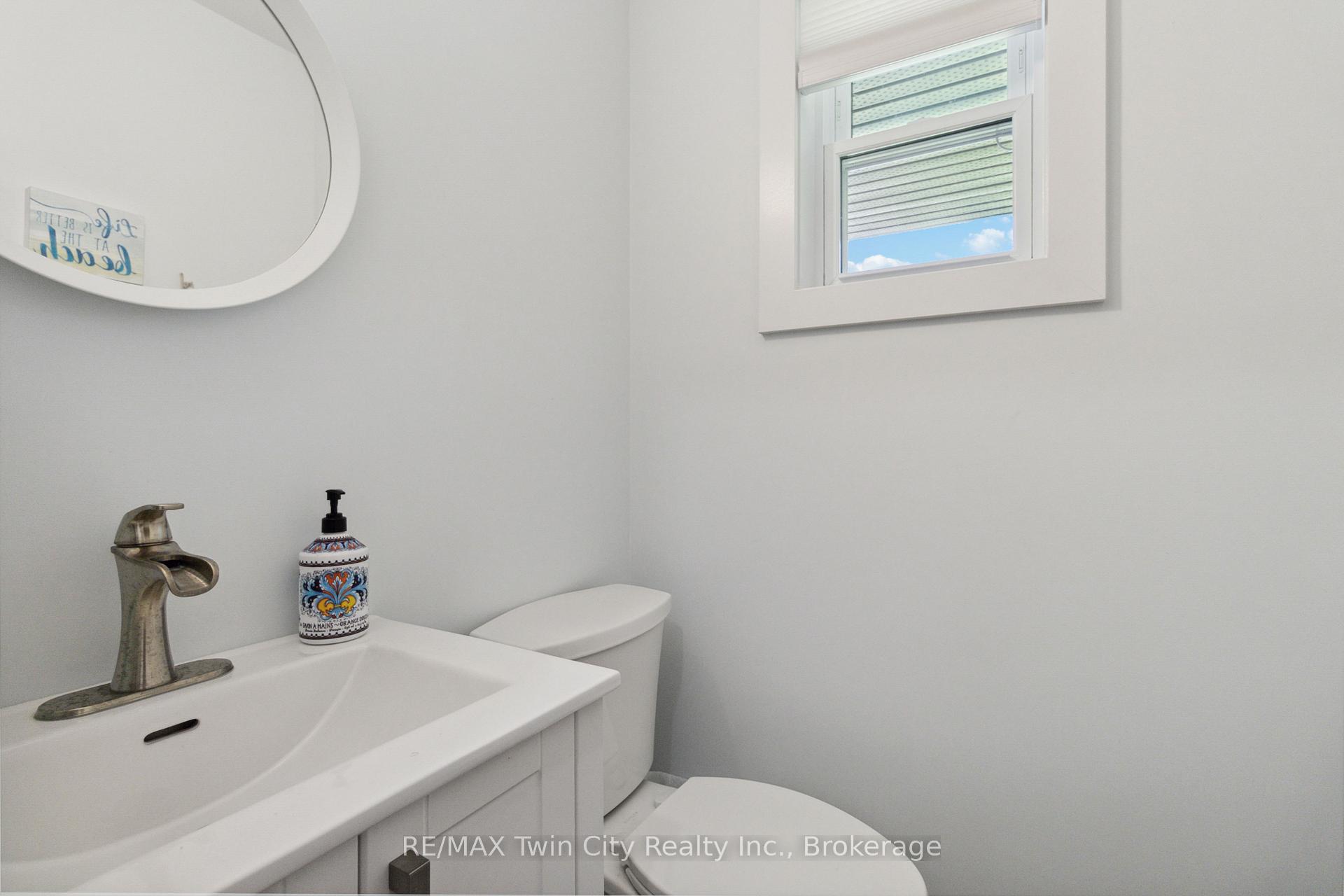 Photo 19 of 34A Strachan Street, Bayham, Port Burwell — HOMEH